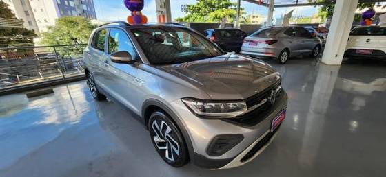 VOLKSWAGEN T-CROSS 1.0 200 TSI TOTAL FLEX COMFORTLINE AUTOMÁTICO VOLKSWAGEN T-CROSS 1.0 200 TSI TOTAL FLEX COMFORTLINE AUTOMÁTICO